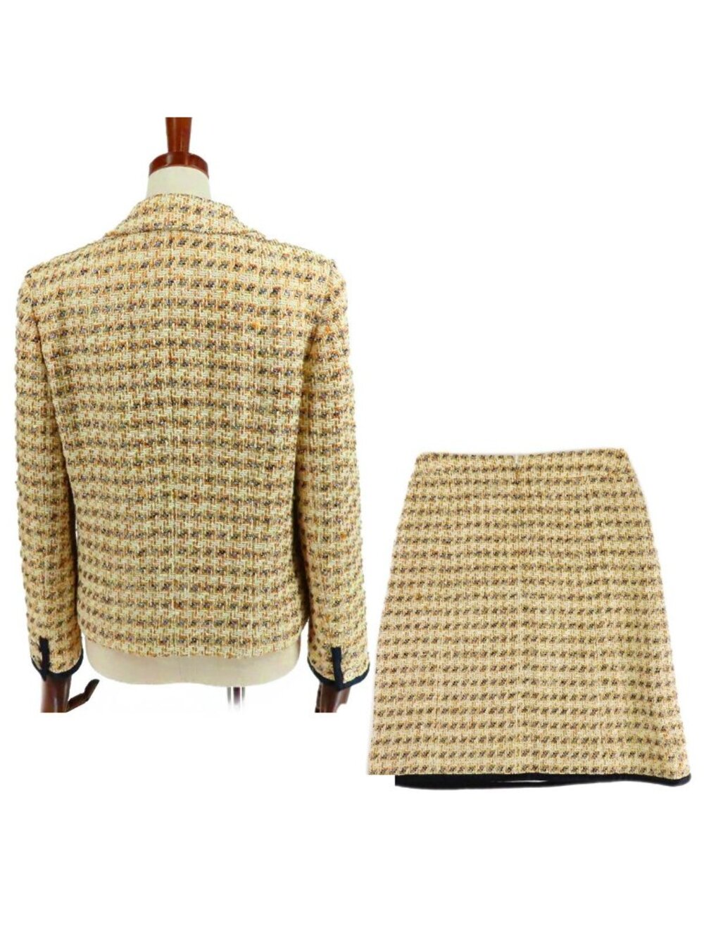 Chanel Tweed Jacket Skirt Ivory Gold Rayon 06P 36 - Picture 2 of 9